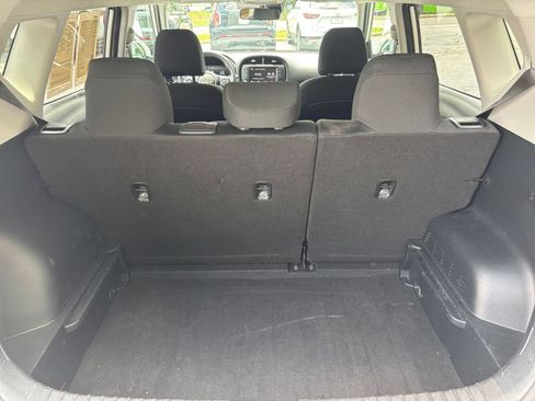 Used 2025 Kia Soul LX w/ LX Technology Package FWD image 25