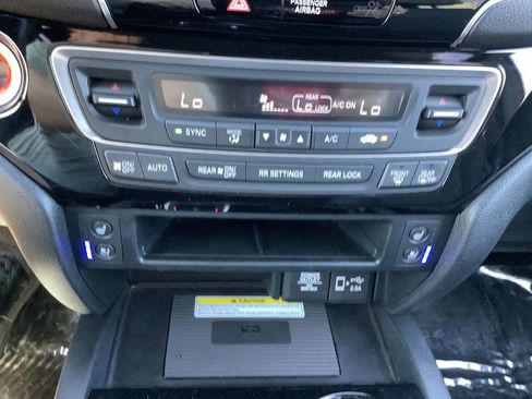 Used 2023 Honda Passport Elite image 47