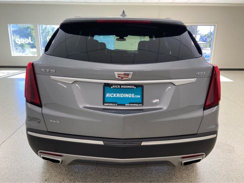 Used 2025 Cadillac XT5 Premium Luxury AWD/4WD image 8