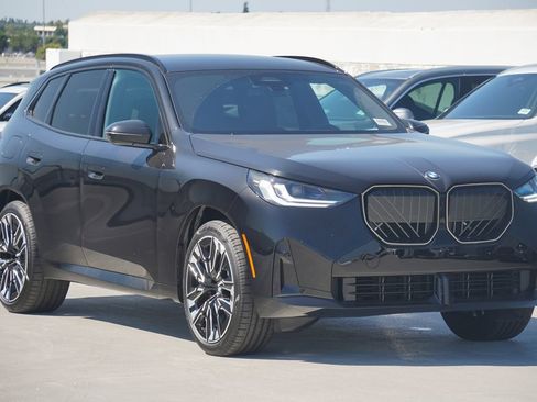 Used 2026 BMW X3 xDrive30i w/ M Sport Package AWD/4WD image 3