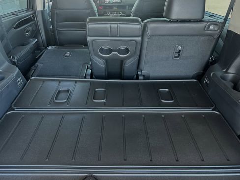 New 2025 Honda Pilot EX-L image 14