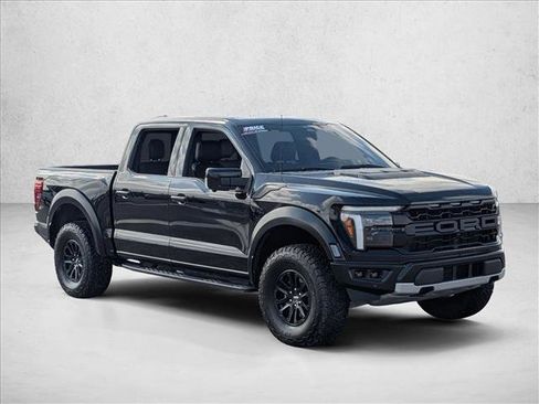 Used 2025 Ford F150 Raptor image 3