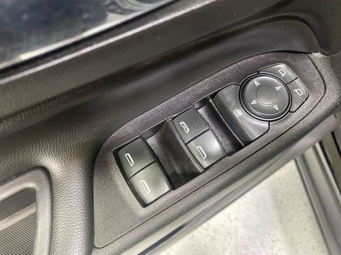 Used 2019 Chevrolet Equinox LT FWD image 31