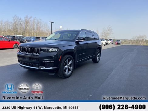 Used 2021 Jeep Grand Cherokee L Limited w/ MOPAR Finishing Package AWD/4WD image 3