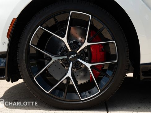 Used 2025 Aston Martin DBX 707 AWD/4WD image 10