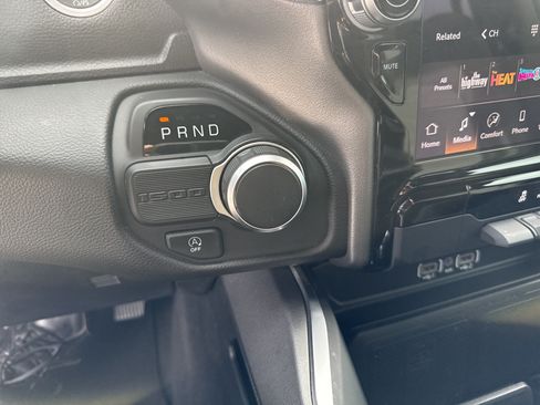Used 2025 RAM 1500 Big Horn RWD image 25