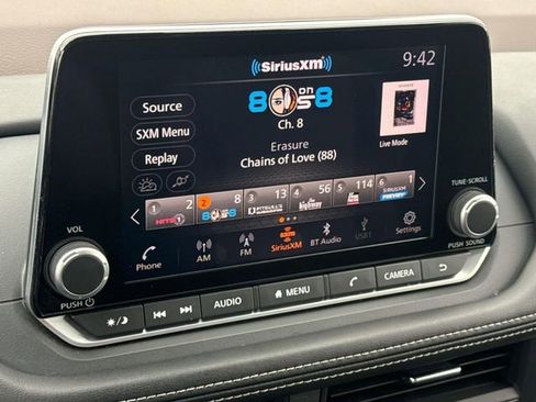 Certified 2023 Nissan Rogue SV FWD image 14