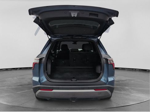 Used 2025 Chevrolet Equinox LT FWD image 31