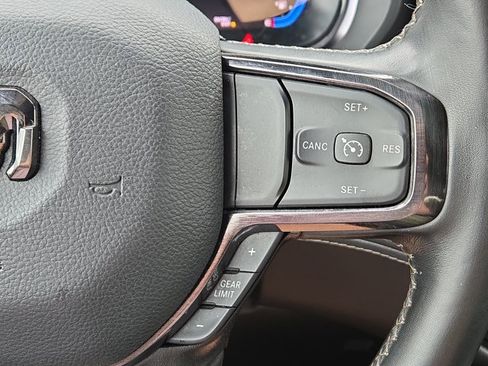 Used 2023 RAM 1500 Limited w/ Body Color Bumper Group image 23