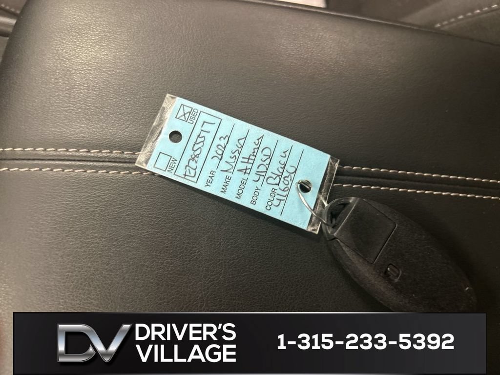 Used 2023 Nissan Altima 2.5 SV AWD/4WD image 12