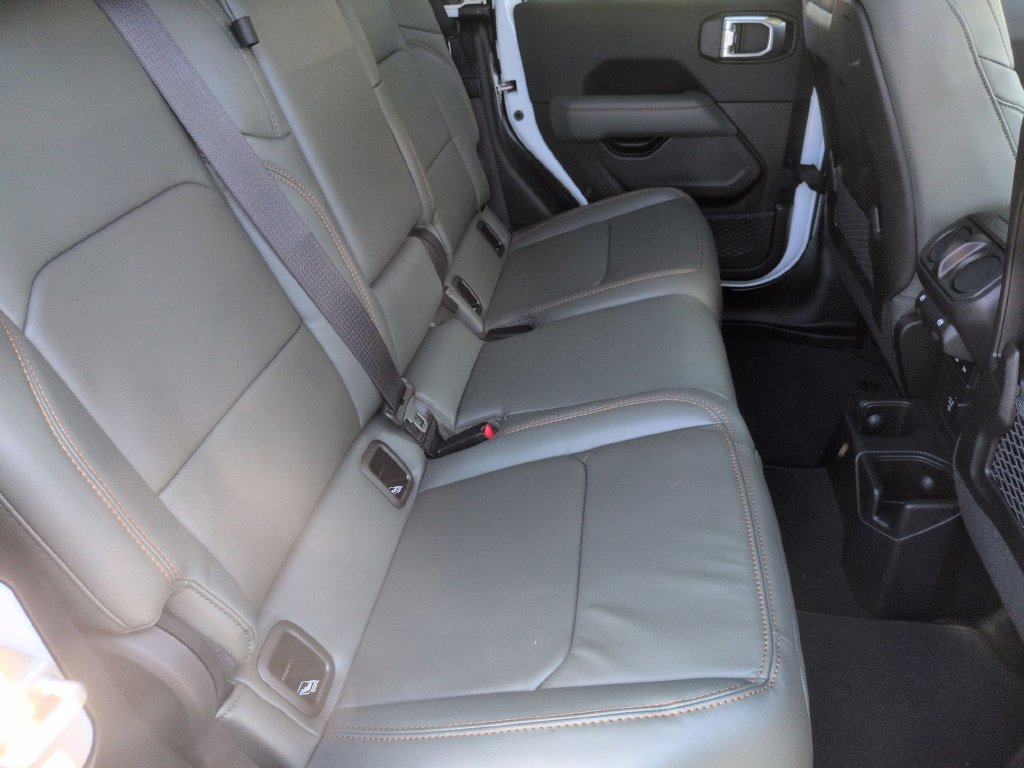 New 2026 Jeep Gladiator Mojave AWD/4WD image 31