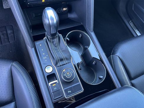 Used 2022 Volkswagen Atlas Cross Sport SE image 18