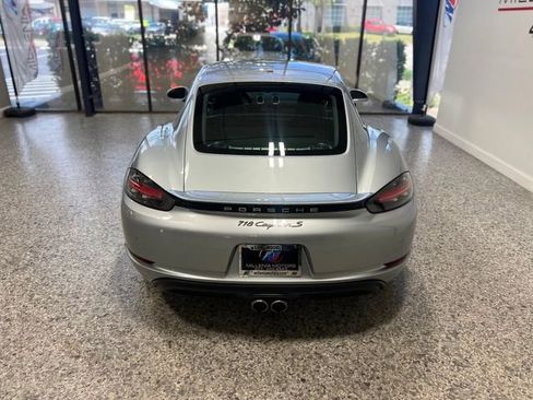 Used 2021 Porsche 718 Cayman S RWD image 8