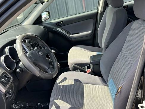 Used 2006 Toyota Matrix XR image 3