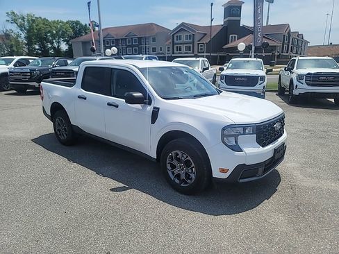 Used 2026 Ford Maverick XLT AWD/4WD image 1