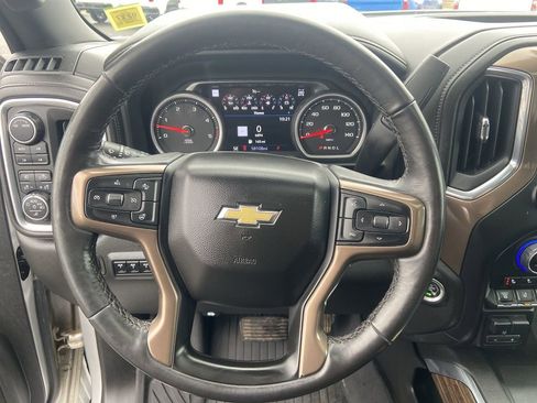 Certified 2022 Chevrolet Silverado 3500 High Country w/ Z71 Off-Road Package AWD/4WD image 11