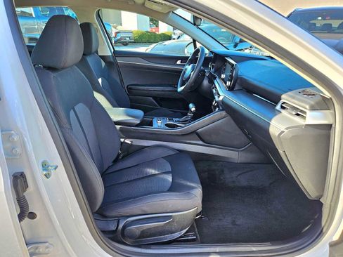 Used 2023 Kia K5 LXS image 21