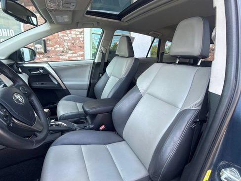 Used 2013 Toyota RAV4 Limited AWD/4WD image 12