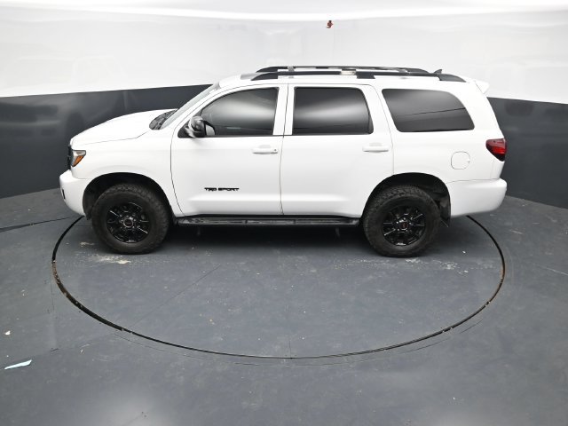 Used 2018 Toyota Sequoia TRD Sport AWD/4WD image 36