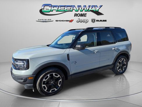 Used 2021 Ford Bronco Sport Outer Banks w/ Outer Banks Package (96D) image 4
