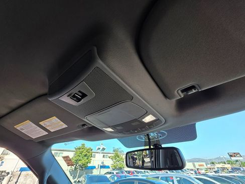 Used 2015 Ford F150 XLT w/ Equipment Group 302A Luxury image 18