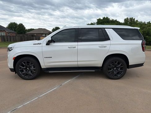 Used 2021 Chevrolet Tahoe High Country AWD/4WD image 2