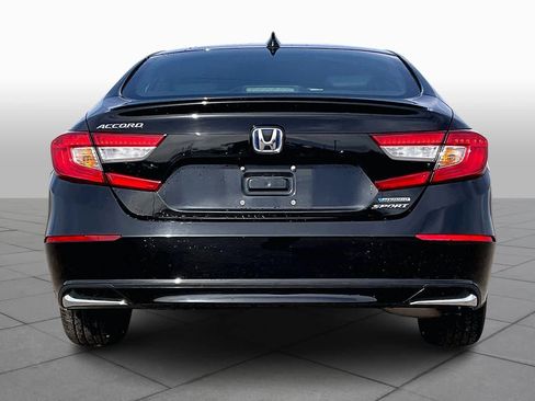 Used 2022 Honda Accord Sport image 4