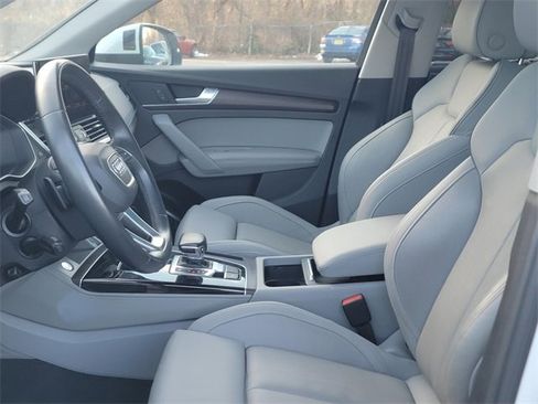 Used 2022 Audi Q5 2.0T Premium Plus w/ Premium Plus Package image 11