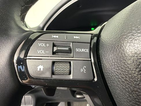 Used 2025 Honda Civic Sport image 16
