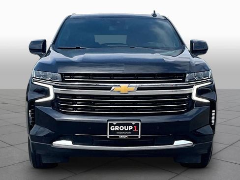 Used 2024 Chevrolet Suburban LT image 4