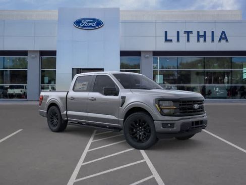 New 2026 Ford F150 XLT w/ Equipment Group 302A MID AWD/4WD image 7