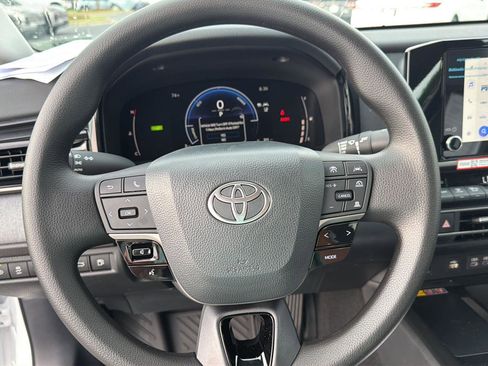 New 2026 Toyota Camry LE FWD image 20