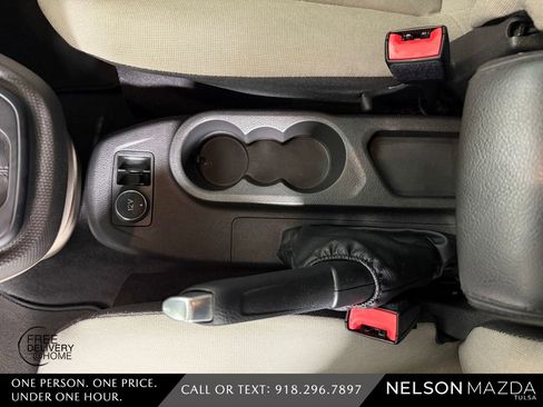 Used 2016 Ford Transit Connect XLT FWD image 29
