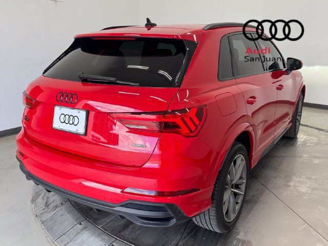 Certified 2025 Audi Q3 2.0T Premium w/ Black Optic Sport Package AWD/4WD image 36