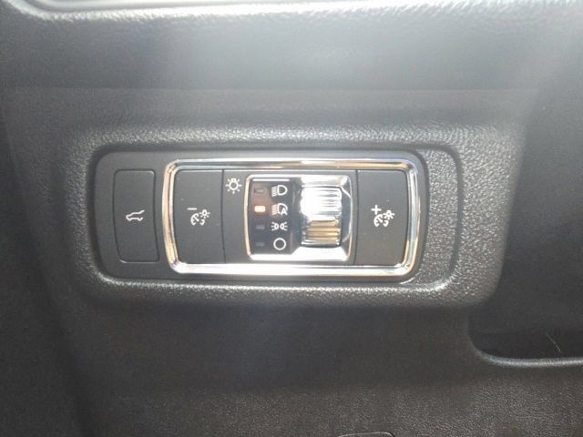 Certified 2022 Lincoln Corsair AWD w/ Premium Package image 25