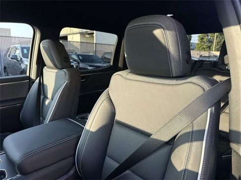 New 2026 GMC Sierra EV Elevation image 22