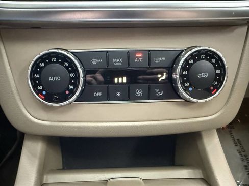 Used 2013 Mercedes-Benz ML 350 4MATIC image 31