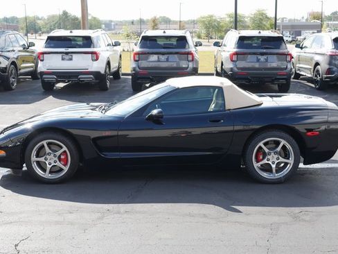 Used 2001 Chevrolet Corvette Convertible w/ Preferred Equipment Group1 image 4
