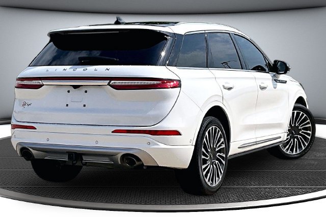 Used 2022 Lincoln Corsair Reserve w/ Equipment Group 201A AWD/4WD image 6