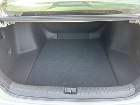 Used 2023 Honda Accord EX image 21