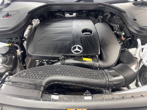 Used 2022 Mercedes-Benz GLC 300 w/ Premium Package Lite image 75