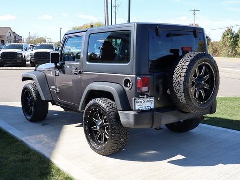 Used 2016 Jeep Wrangler Sport image 25