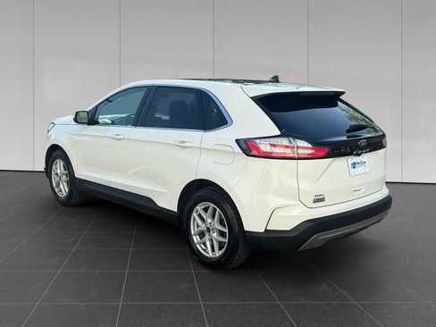 Used 2021 Ford Edge SEL w/ Convenience Package AWD/4WD image 3