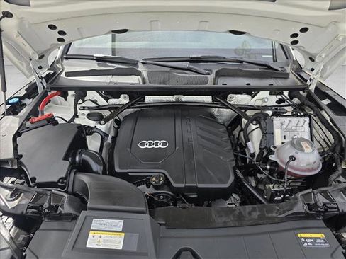 Used 2023 Audi Q5 2.0T Prestige w/ Prestige Package image 26