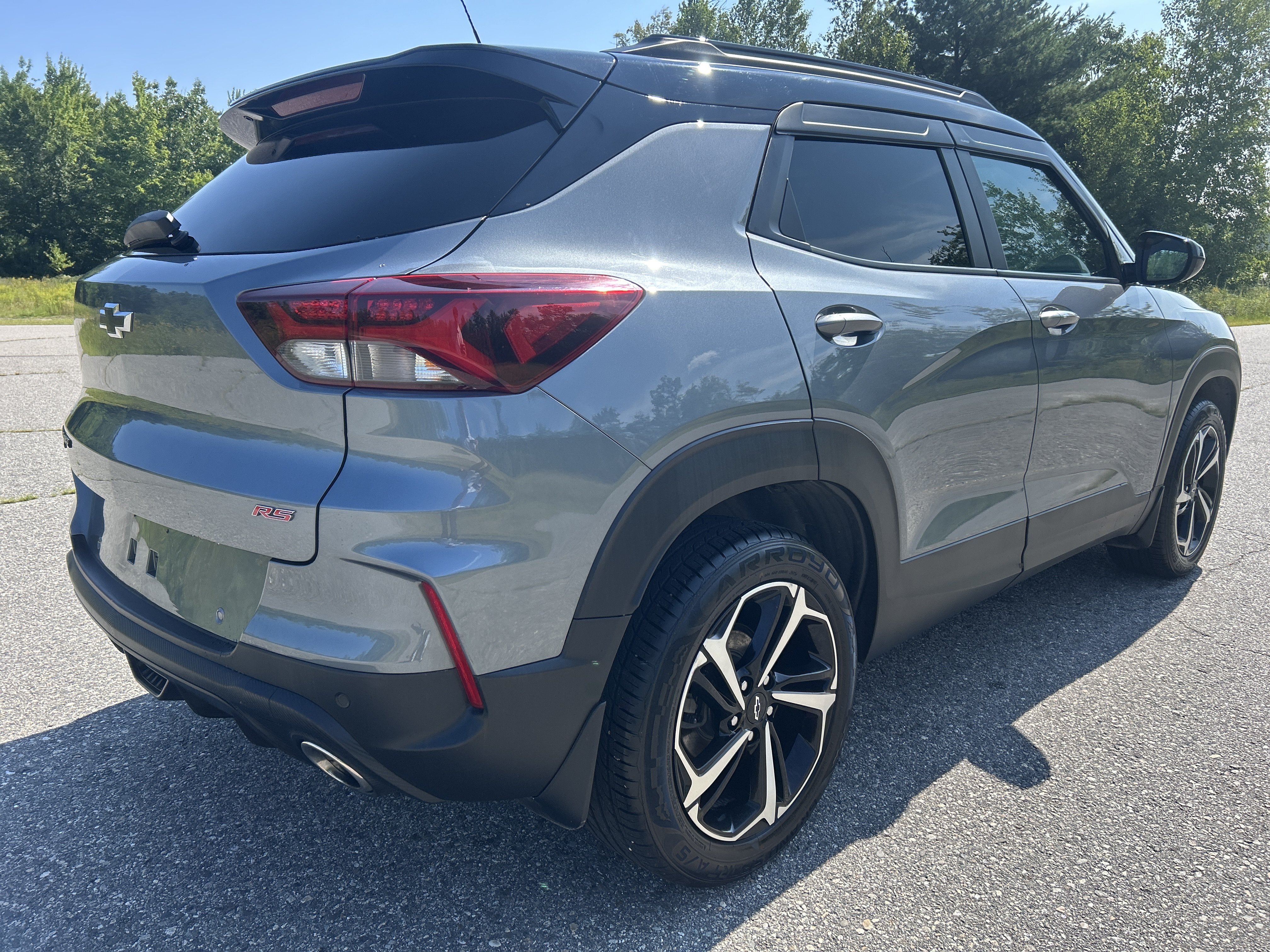 Used 2021 Chevrolet TrailBlazer RS w/ Technology Package AWD/4WD image 5