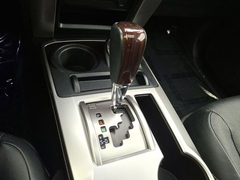 Used 2021 Toyota 4Runner Limited image 12