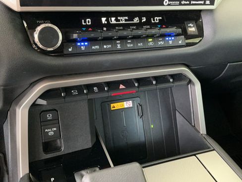 Used 2024 Toyota Sequoia Limited AWD/4WD image 17