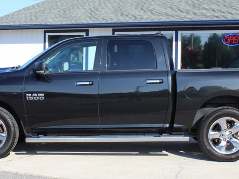 Used 2017 RAM 1500 Big Horn AWD/4WD image 2