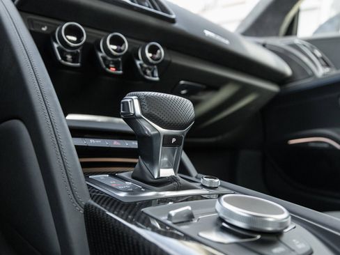 Used 2020 Audi R8 V10 performance image 26