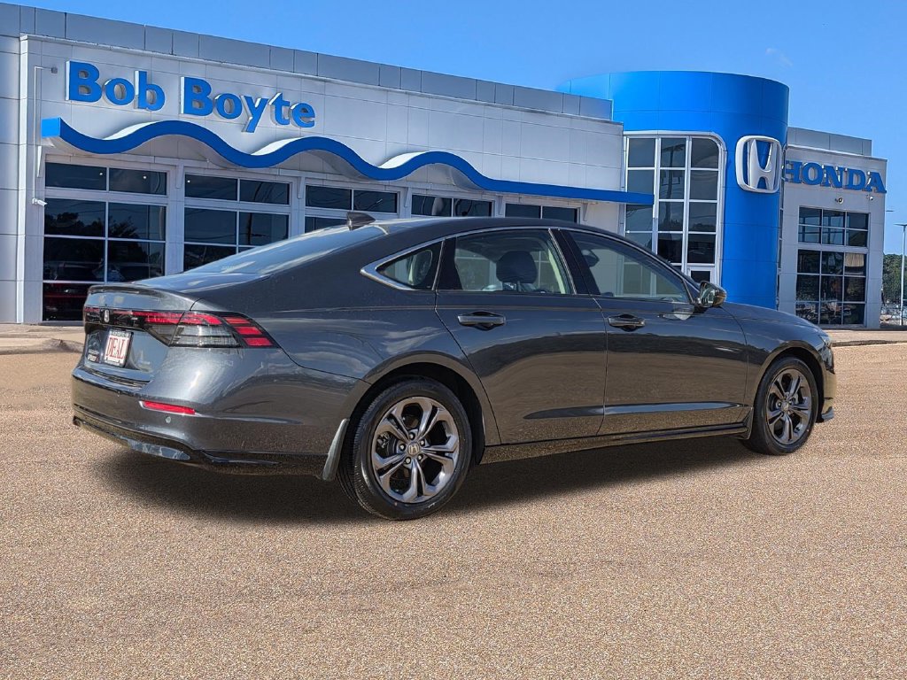 Certified 2024 Honda Accord EX-L image 5
